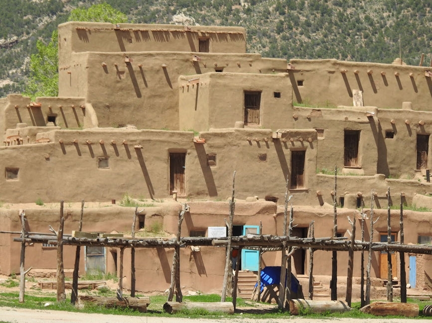 Pueblo Indians, Taos, NM